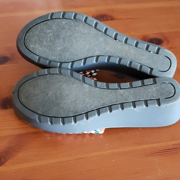 Steven Madden-Slide Wedge Sandals-EUC - Picture 3 of 3